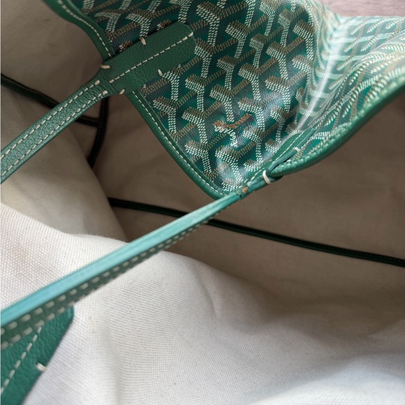 Goyard Saint Louis PM Emerald Green Tote with Pouch - very good condition - Picture 2 of 6